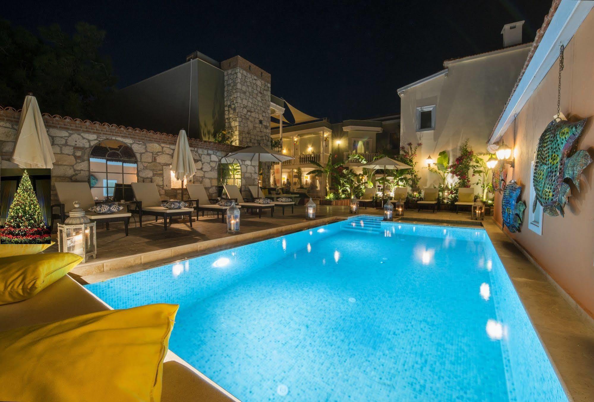 Marge Hotel Çeşme Luaran gambar