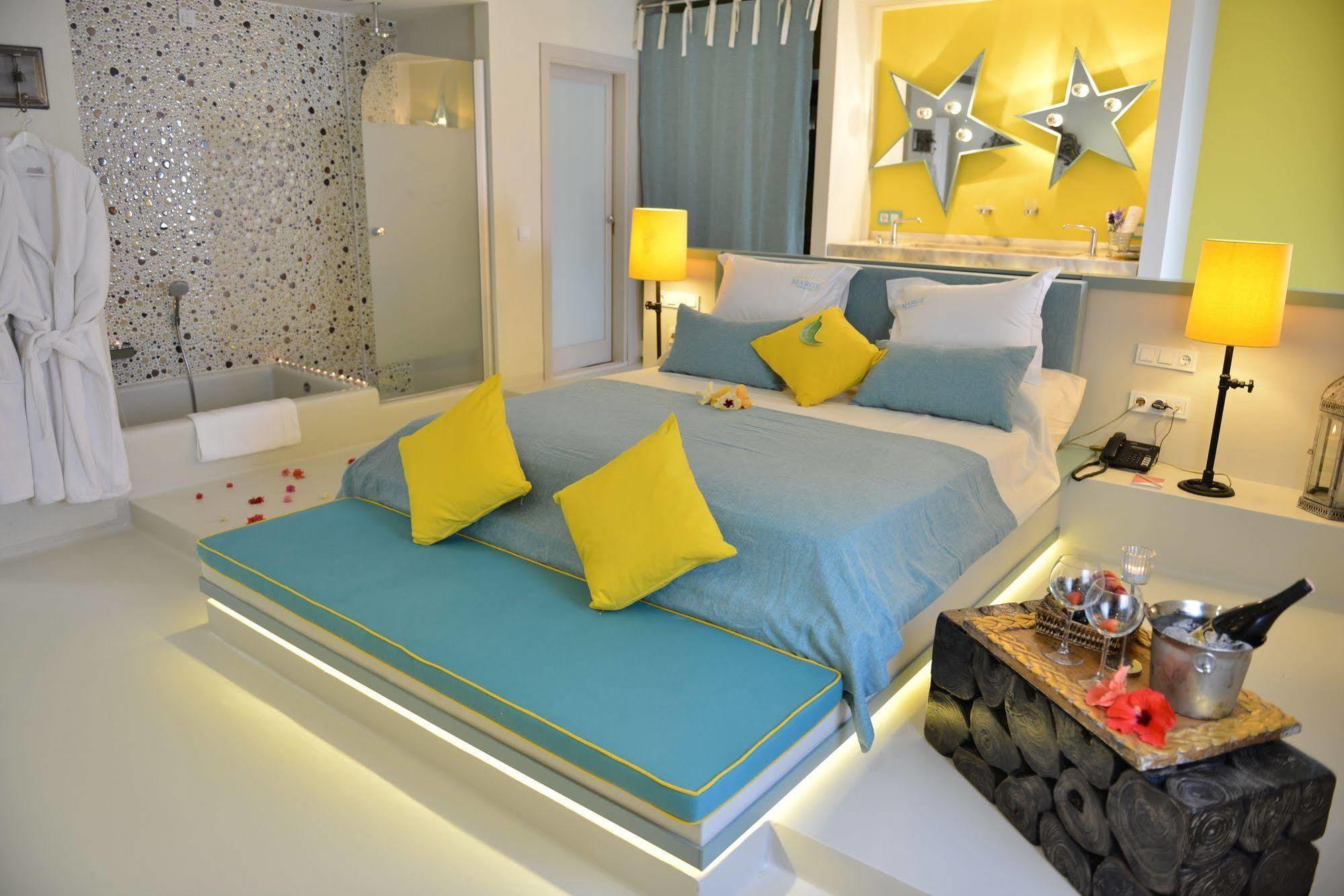 Marge Hotel Çeşme Luaran gambar