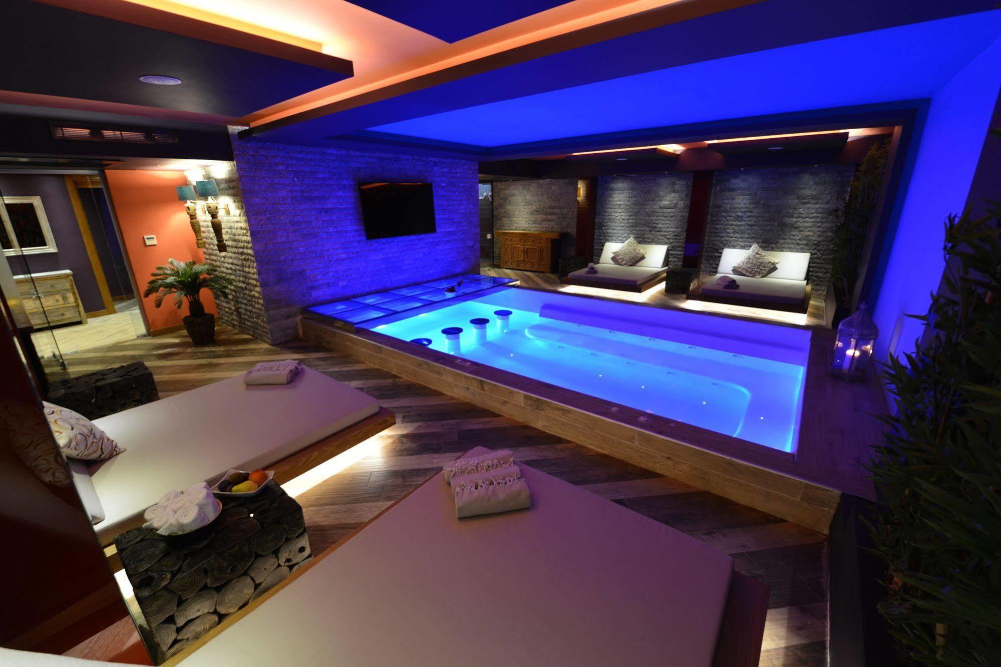 Marge Hotel Çeşme Luaran gambar